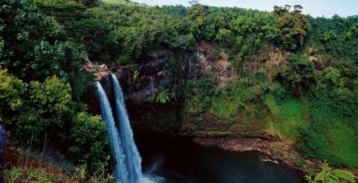 waterfalls during daytime
